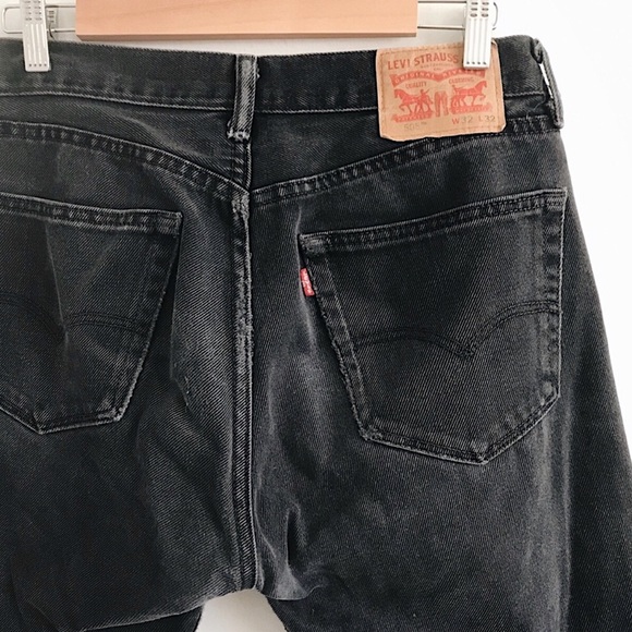 Vintage | Rare Levi’s Distressed 505’s Black Jeans - Picture 6 of 7